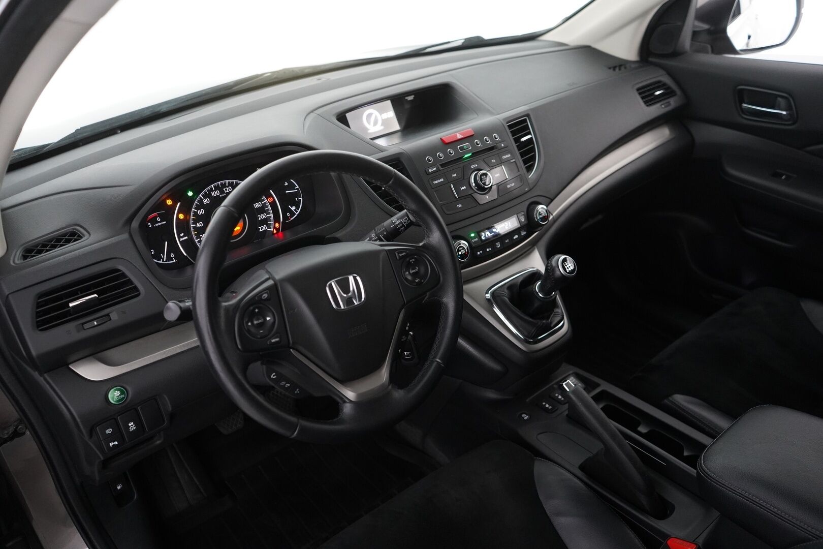 Honda CR-V 2014 1,6 Diesel Lifesyle Business * P.Kamera / Nahka-alcantara / Vakkari / Vetokoukku - Suomi-auto / Kahdet renkaat alumiinivantein / Vetokoukku / Fiksu huoltohistoria