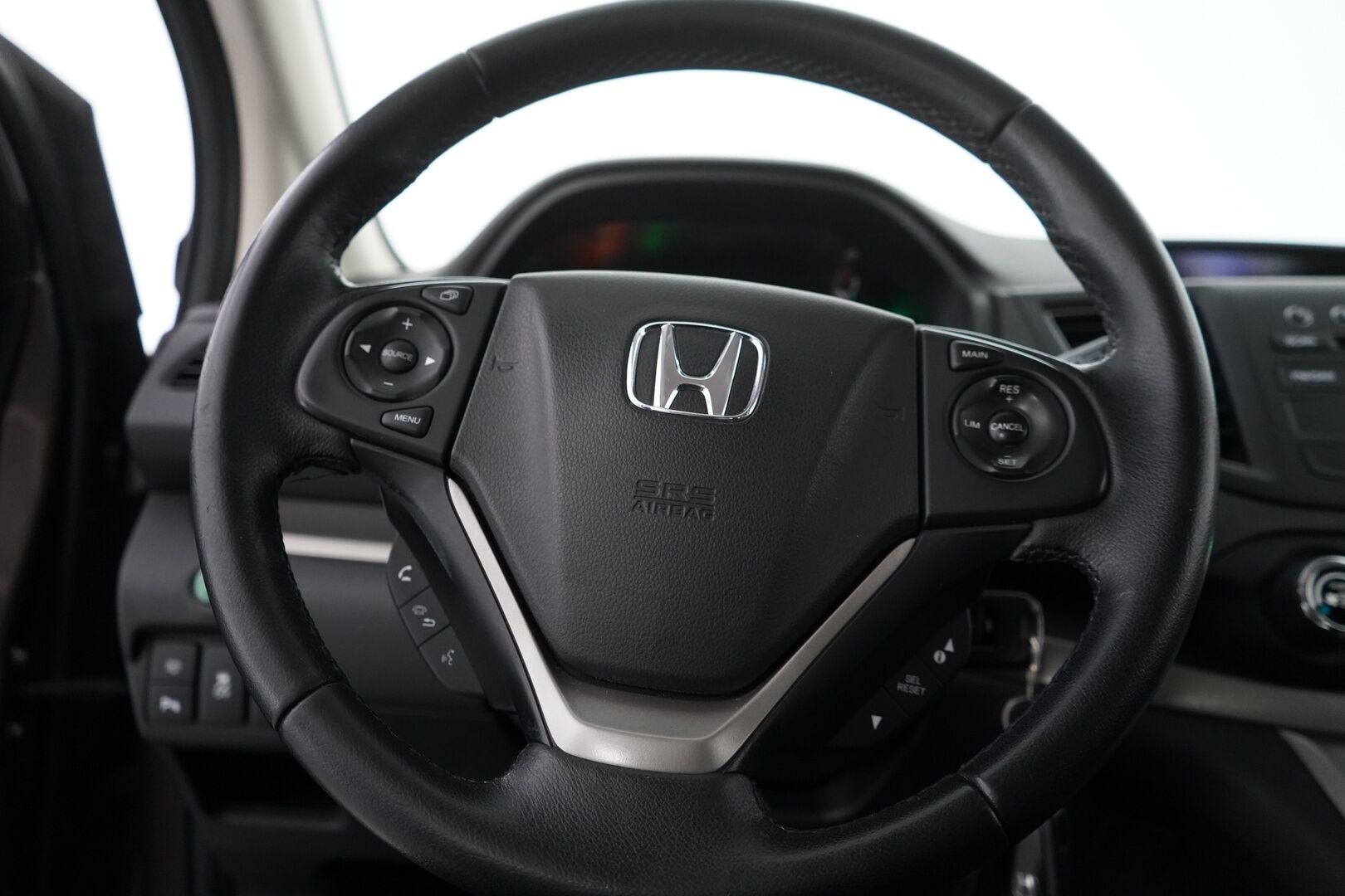 Honda CR-V 2014 1,6 Diesel Lifesyle Business * P.Kamera / Nahka-alcantara / Vakkari / Vetokoukku - Suomi-auto / Kahdet renkaat alumiinivantein / Vetokoukku / Fiksu huoltohistoria