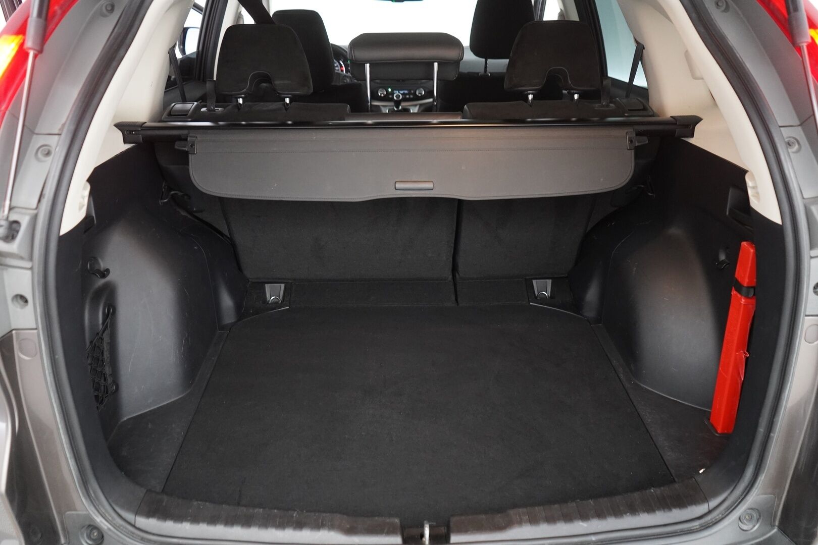 Honda CR-V 2014 1,6 Diesel Lifesyle Business * P.Kamera / Nahka-alcantara / Vakkari / Vetokoukku - Suomi-auto / Kahdet renkaat alumiinivantein / Vetokoukku / Fiksu huoltohistoria