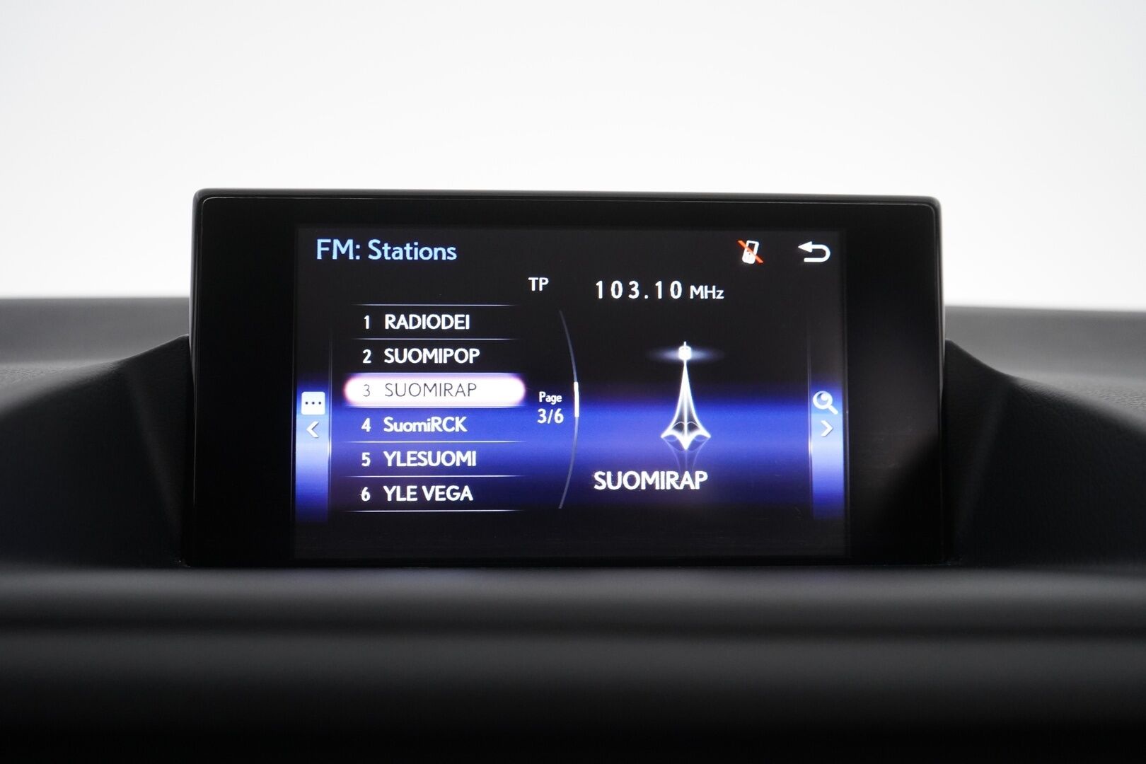 Lexus CT 2014 200h Hybrid A Comfort *Lohko / Vakkari / KeylessGo / Bt / Metalliväri* - Suomi-Auto / Huollettu 225tkm / Kahdet renkaat