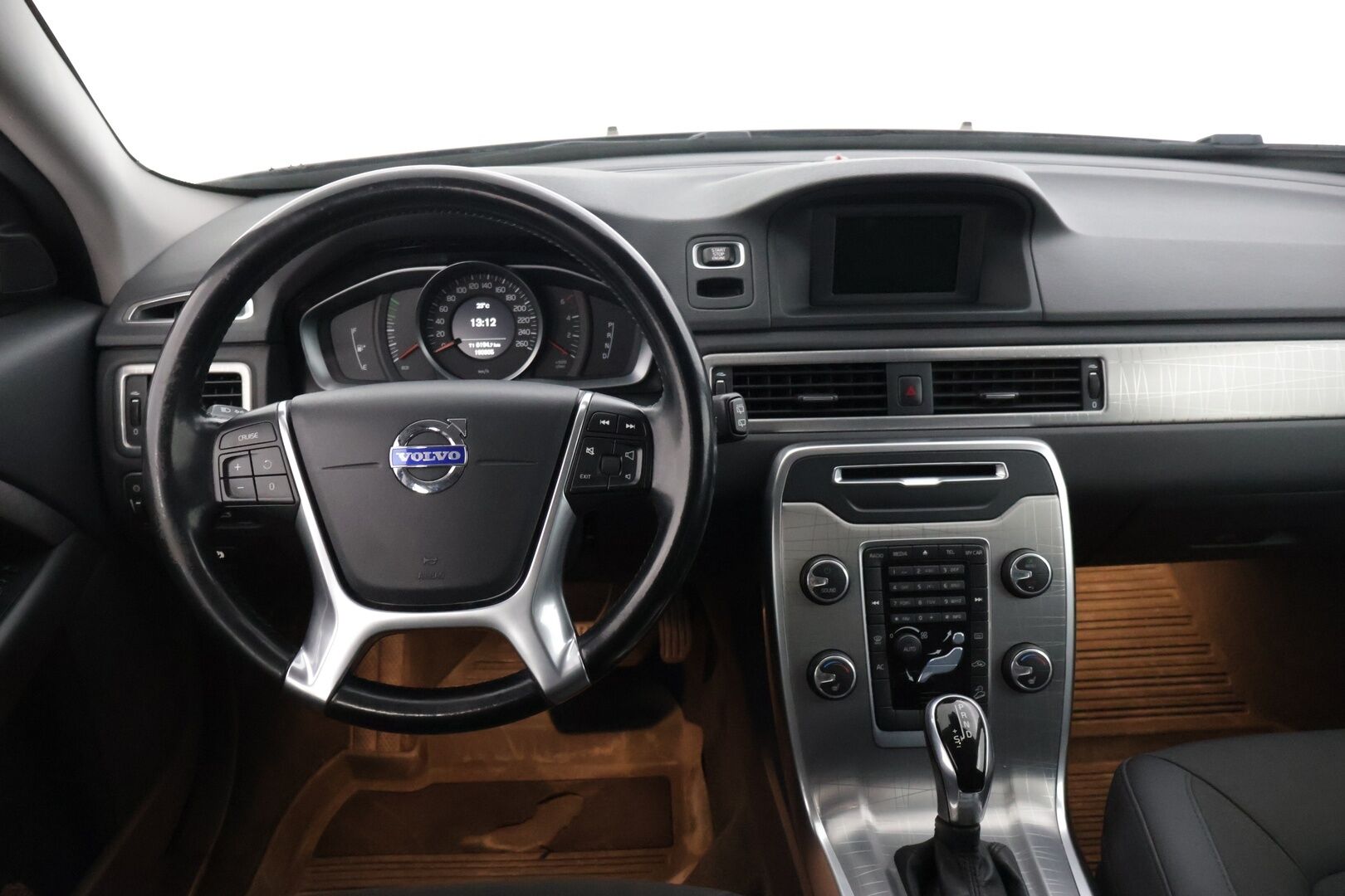 Volvo XC70 2014 D4 AWD Business Edition aut ** Webasto / Koukku / High Performance audio ** - ** Suomi-auto / Hyvin huollettu / 2-omisteinen **