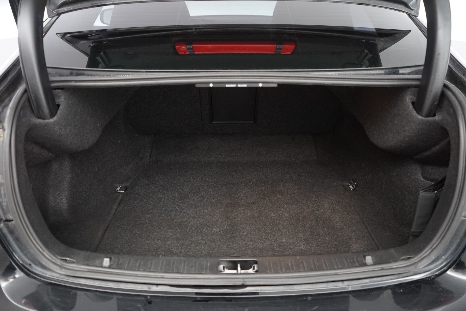 Volvo S60 2014 D4 Business aut *VOC / Webasto / Ratinlämmitin / Vakkari / Bluetooth / Tutkat / Lämmitettävä Tuulilasi* - Suomi-Auto / Juuri huollettu / Jakopää 10/23 / Kahdet Vanteet
