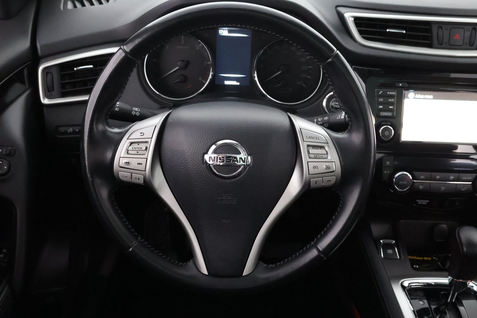 Nissan Qashqai 2014 1,6dCi Tekna 2WD Xtronic Driver Asst - Suomiauto / Lasikatto / 360-Kamera / Vetokoukku / Lämm.Tuulilasi / Adapt.LED / Lohko & Sisäpistoke / Hyvät varusteet!