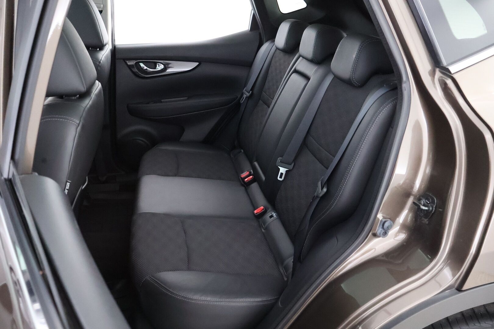 Nissan Qashqai 2014 1,6dCi Tekna 2WD Xtronic Driver Asst - Suomiauto / Lasikatto / 360-Kamera / Vetokoukku / Lämm.Tuulilasi / Adapt.LED / Lohko & Sisäpistoke / Hyvät varusteet!