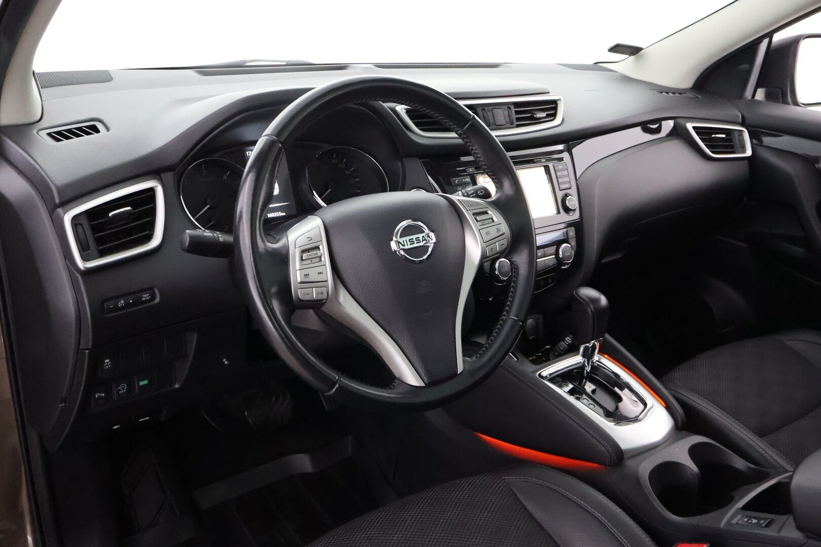 Nissan Qashqai 2014 1,6dCi Tekna 2WD Xtronic Driver Asst - Suomiauto / Lasikatto / 360-Kamera / Vetokoukku / Lämm.Tuulilasi / Adapt.LED / Lohko & Sisäpistoke / Hyvät varusteet!