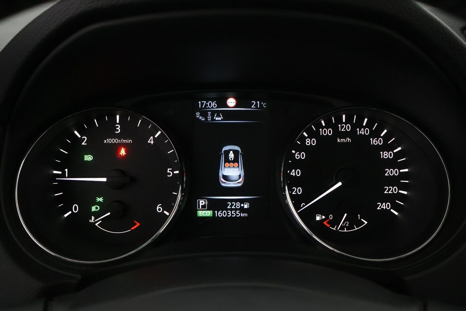 Nissan Qashqai 2014 1,6dCi Tekna 2WD Xtronic Driver Asst - Suomiauto / Lasikatto / 360-Kamera / Vetokoukku / Lämm.Tuulilasi / Adapt.LED / Lohko & Sisäpistoke / Hyvät varusteet!