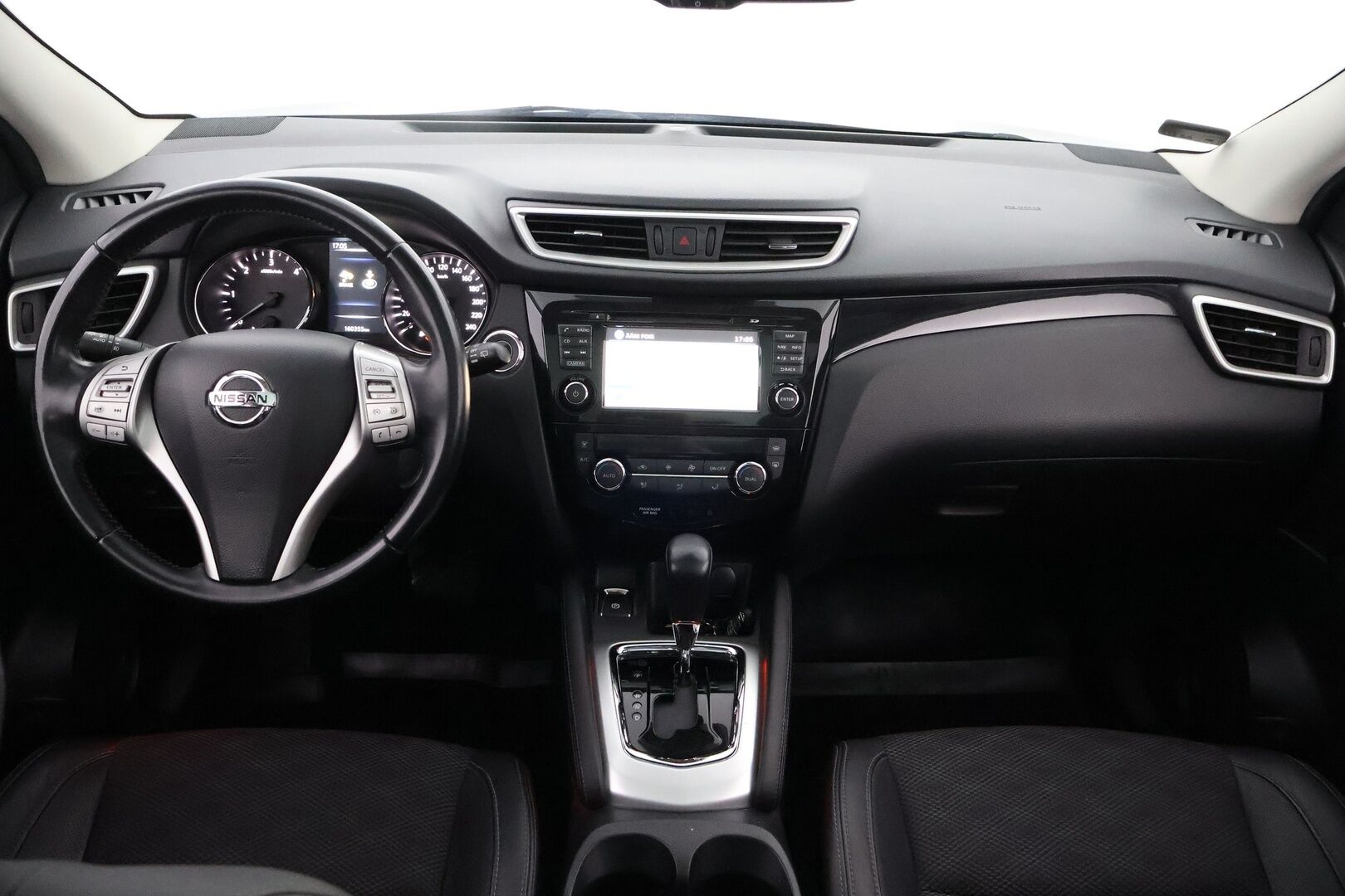 Nissan Qashqai 2014 1,6dCi Tekna 2WD Xtronic Driver Asst - Suomiauto / Lasikatto / 360-Kamera / Vetokoukku / Lämm.Tuulilasi / Adapt.LED / Lohko & Sisäpistoke / Hyvät varusteet!