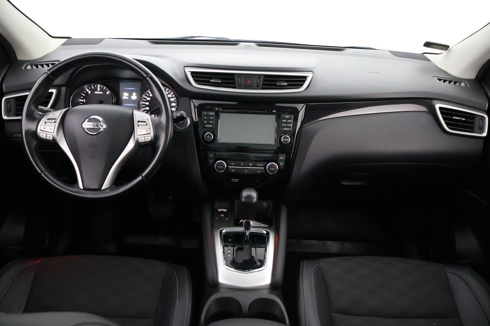 Nissan Qashqai 2014 1,6dCi Tekna 2WD Xtronic Driver Asst - Suomiauto / Lasikatto / 360-Kamera / Vetokoukku / Lämm.Tuulilasi / Adapt.LED / Lohko & Sisäpistoke / Hyvät varusteet!