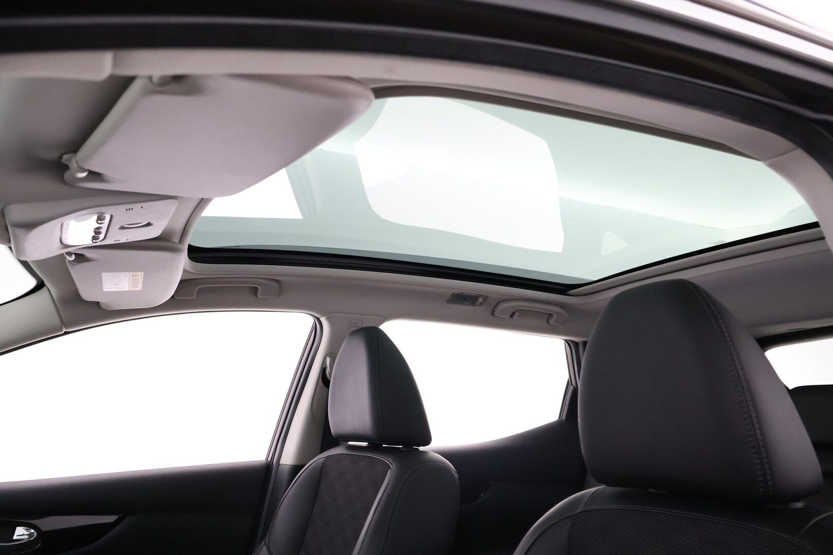 Nissan Qashqai 2014 1,6dCi Tekna 2WD Xtronic Driver Asst - Suomiauto / Lasikatto / 360-Kamera / Vetokoukku / Lämm.Tuulilasi / Adapt.LED / Lohko & Sisäpistoke / Hyvät varusteet!