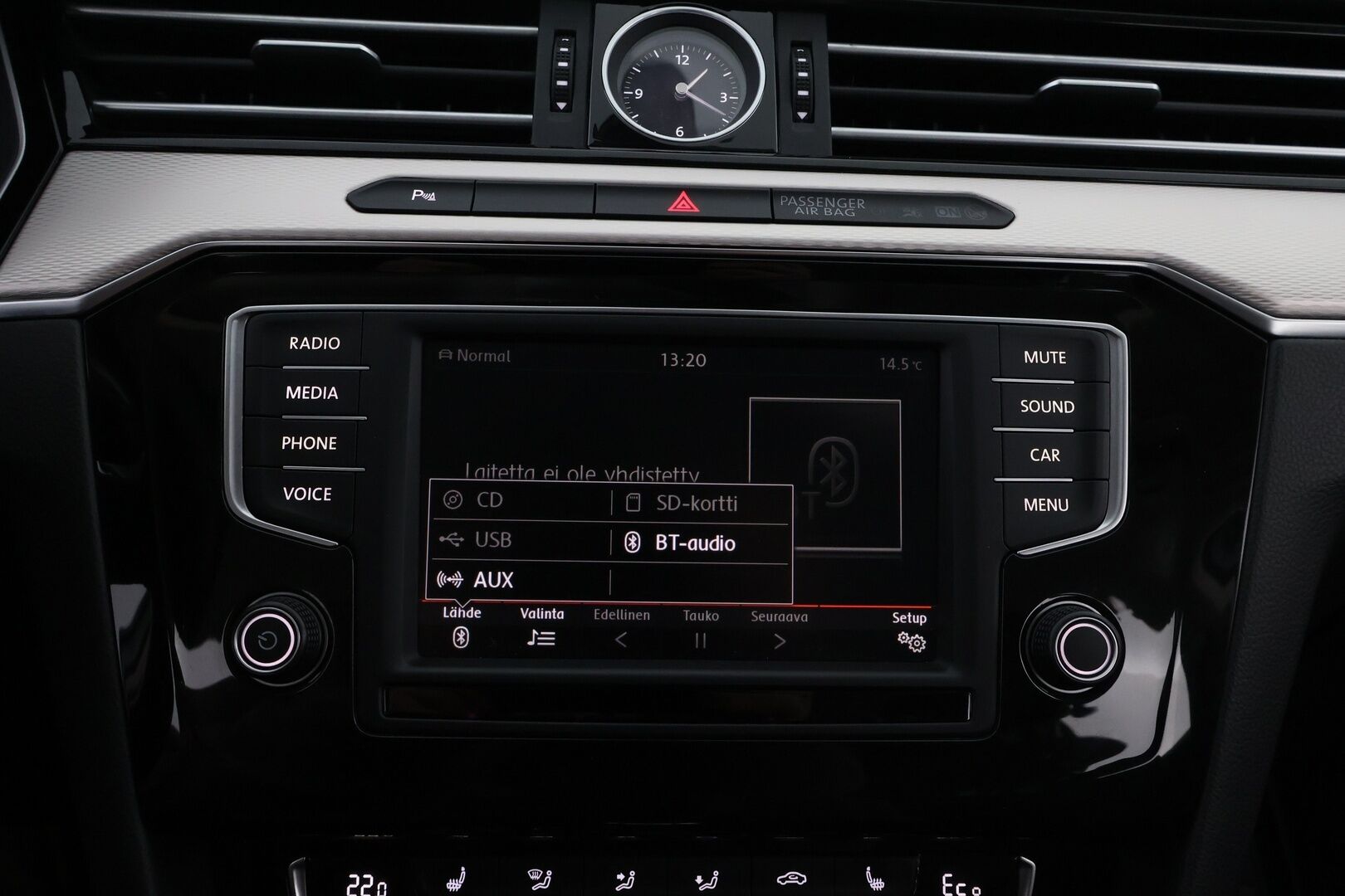 Volkswagen Passat 2016 Variant GTE Plug-In Hybrid 160 kW DSG *Myydään vain yrityksille!* - * Tämä auto myydään YritysOutlet -valikoimasta vain yritykselle* Webasto / P-kamera / ACC / Koukku / Led-ajovalot / Nahka-Alcantra*