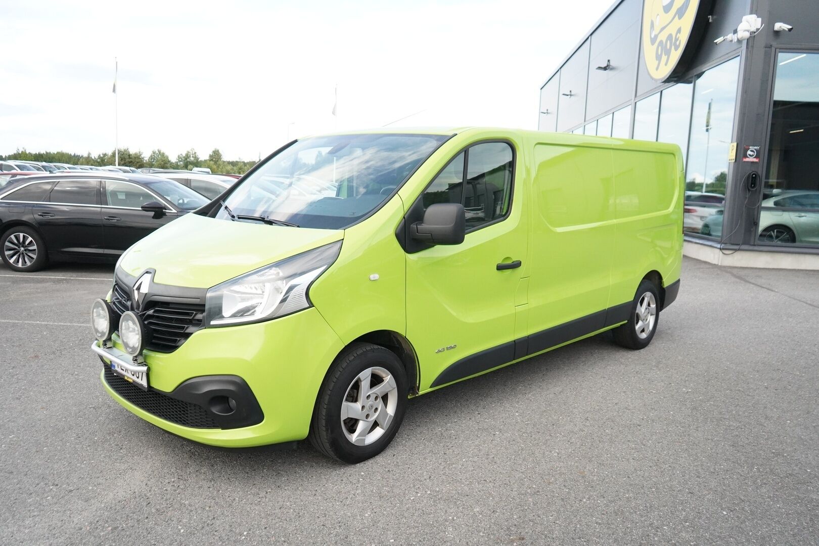Renault Trafic 2015 dCi 120 TwinTurbo L2H1 6,0 m3 NAVI+ * Vakkari / Eberspächer / Navi / P.Kamera / Vetokoukku * - Suomi-auto / Särmä huoltokirja 144tkm / Juuri katsastettu