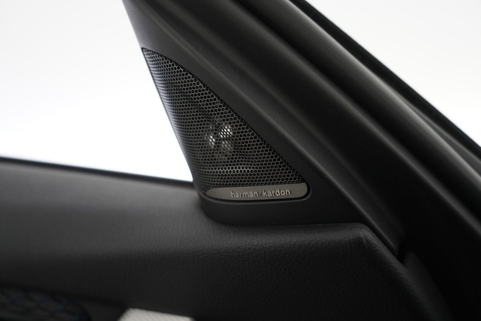 BMW 320 2015 F30 Sedan 320i TwinPower Turbo A xDrive Edition - Juuri saapunut / M-Sport / 2 x Vanteet / Juuri katsastettu