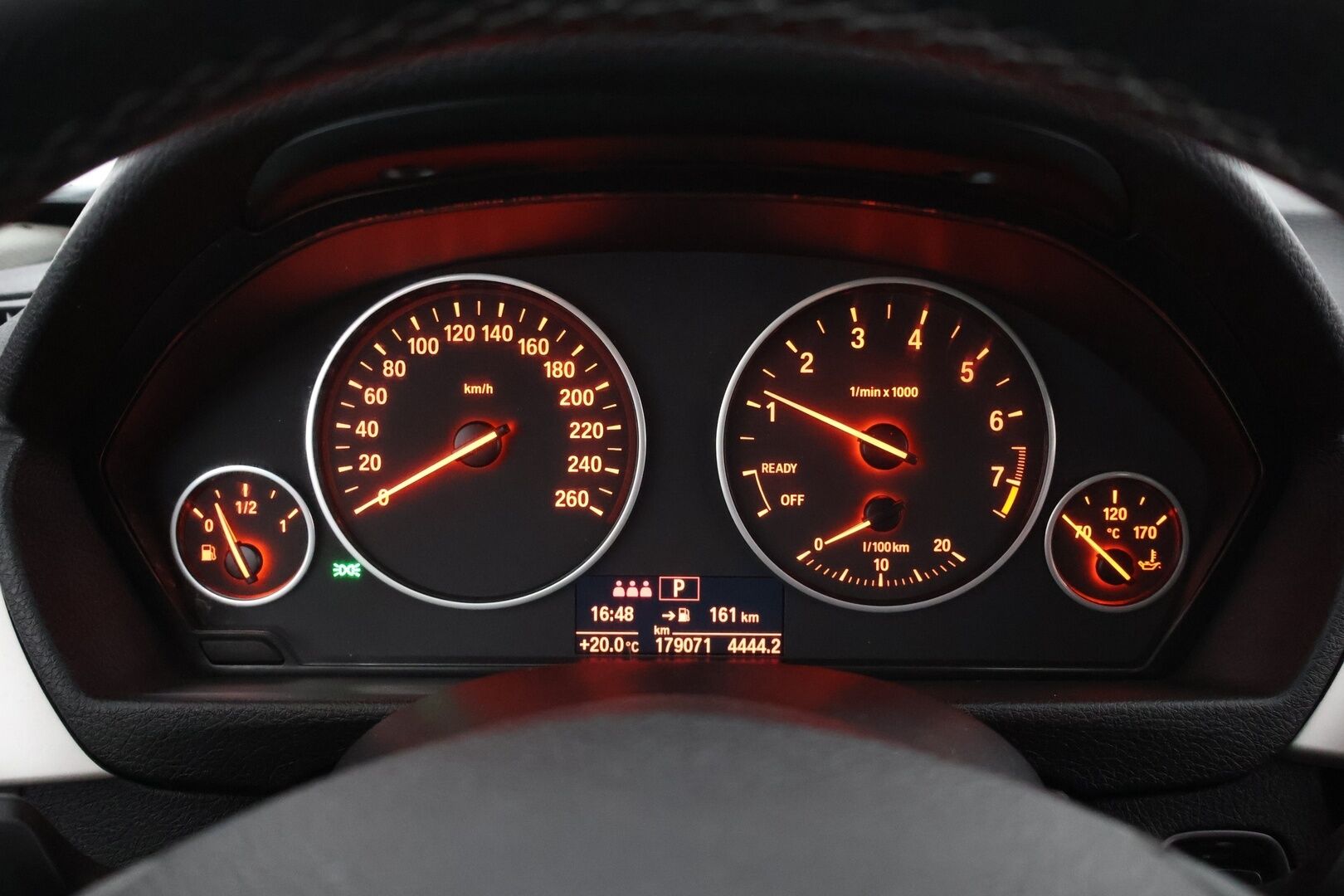 BMW 320 2015 F31 Touring 320i TwinPower Turbo A Limited xDrive Edition - Suomi-auto | P.tutka | Xenon | Juuri huollettu! 
