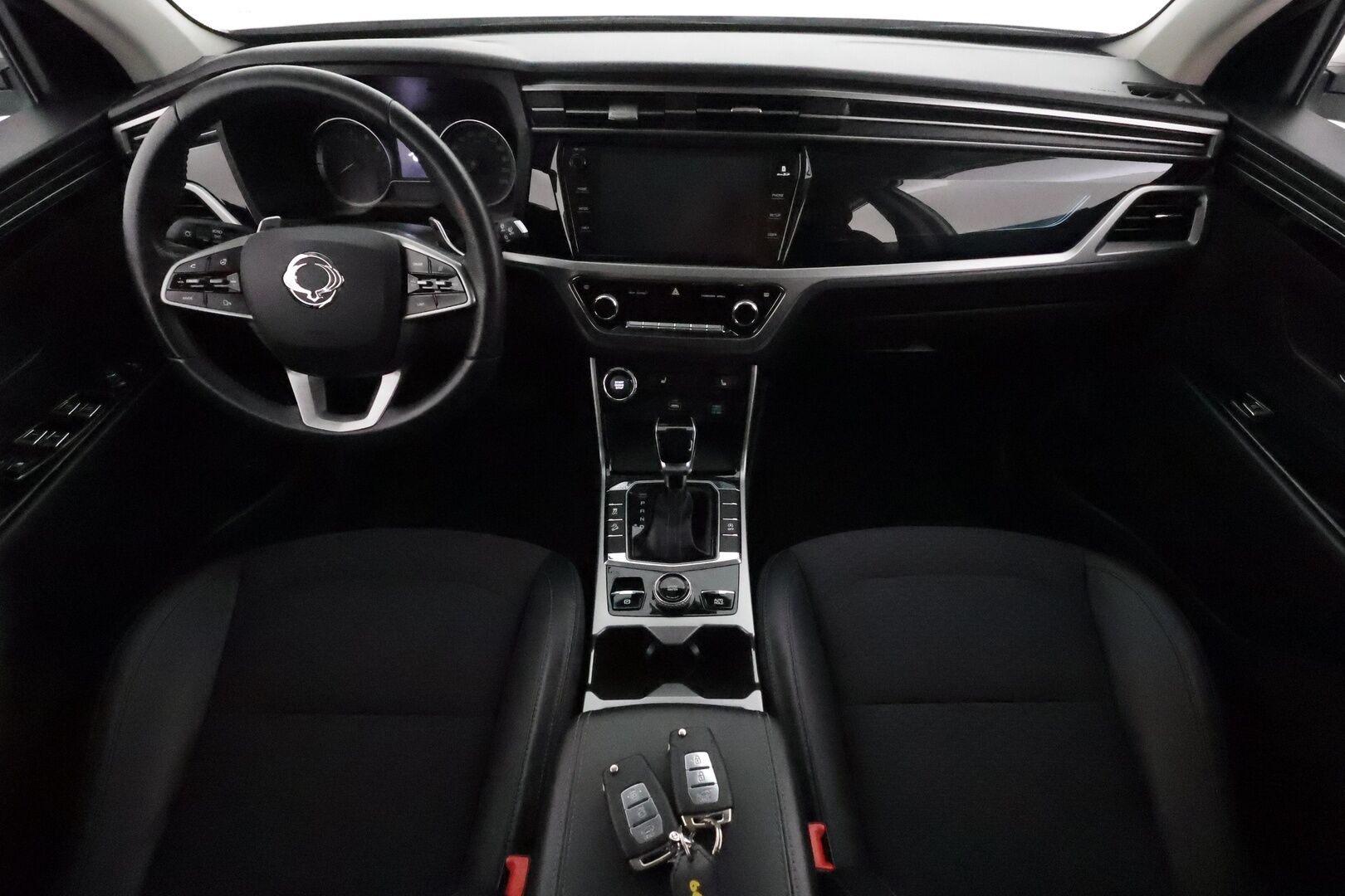 SsangYong Korando 2020 G1,5T 2WD 6AT QUARTZ **Lohkolämmitin / LED-valot / P.kamera / Kaistavahti / Navi / Puolinahat / KeylessGO** - Suomi-auto / Kahdet Renkaat