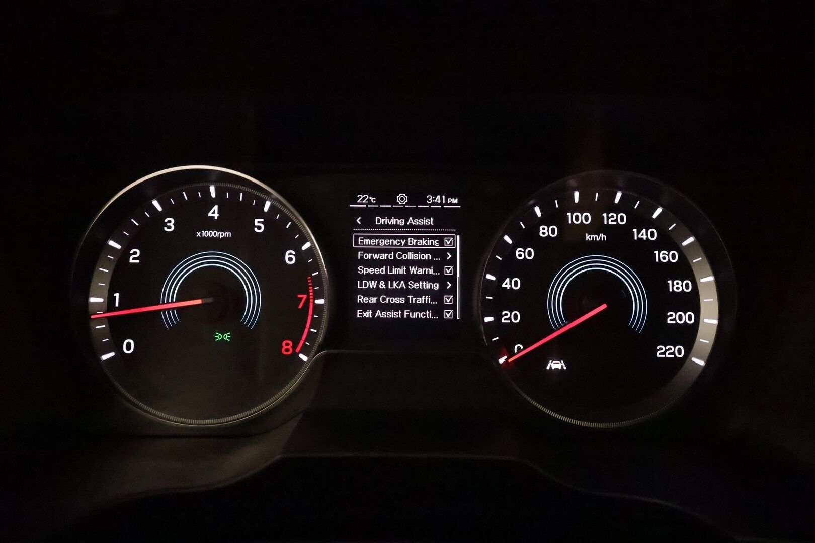 SsangYong Korando 2020 G1,5T 2WD 6AT QUARTZ **Lohkolämmitin / LED-valot / P.kamera / Kaistavahti / Navi / Puolinahat / KeylessGO** - Suomi-auto / Kahdet Renkaat