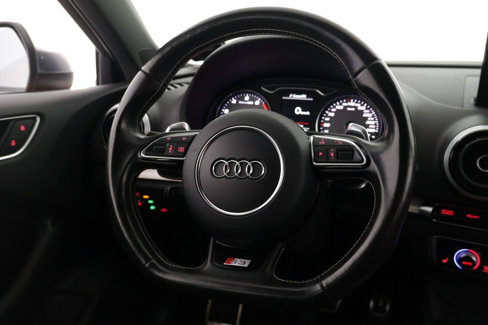 Audi S3 2015 Sportback 2,0 TFSI 221 kW quattro S tronic - | ACC | Suomi-auto | Maxton | Nahka-alcantra | Navi | 