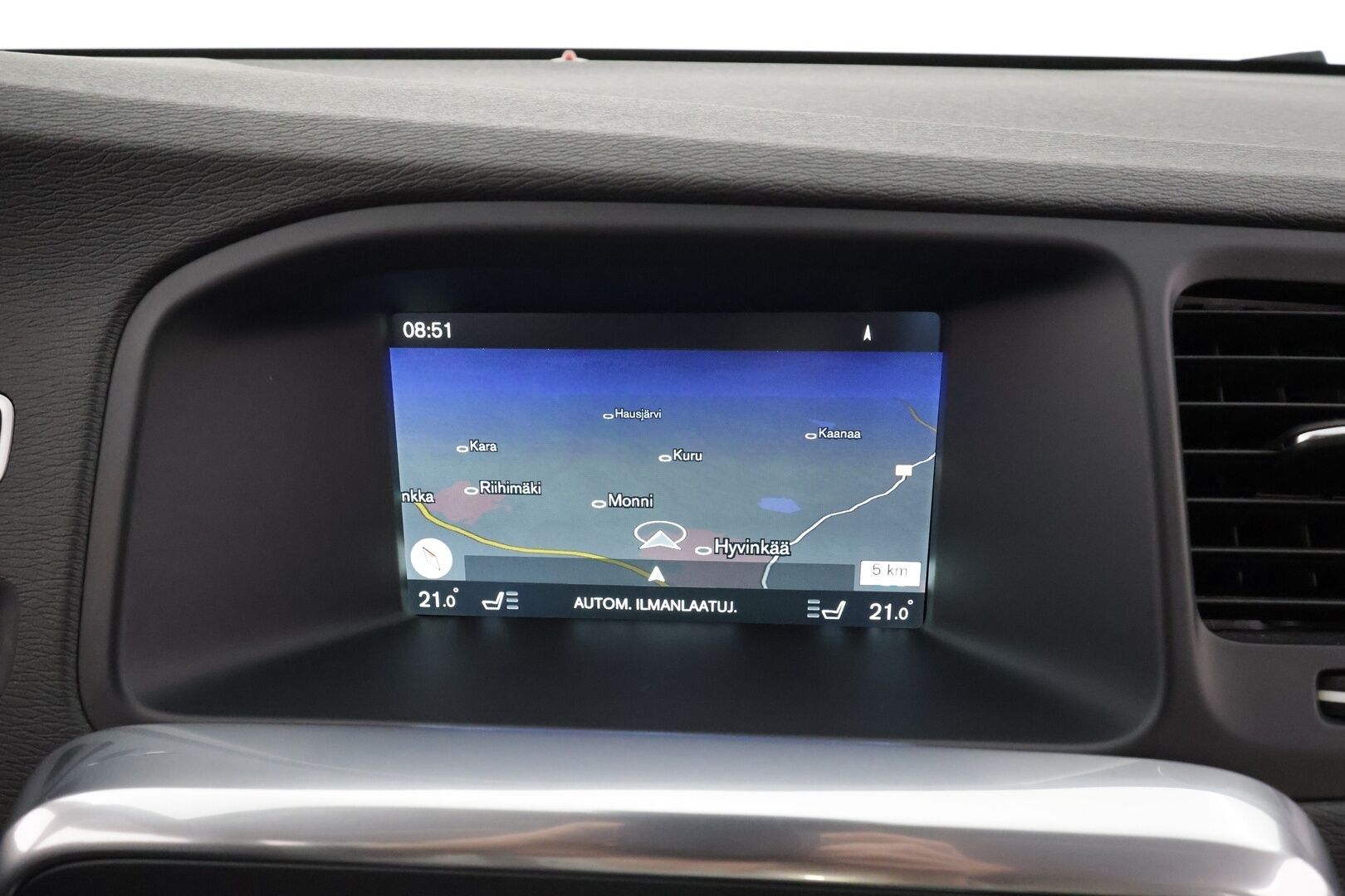Volvo S60 2015 D4 Summum aut * Vakkari / Webasto / Muistipenkki / P.kamera / Puolinahat / Navi / Digimittaristo / Xenon / Keyless * - 1.Om Suomi-auto / Kahdet renkaat aluvanteilla / Merkkihuollettu / Huippusiisti