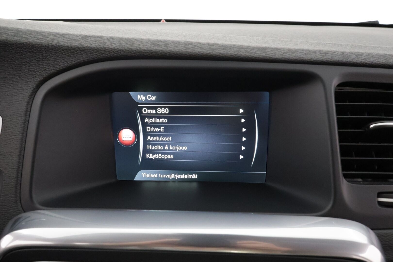Volvo S60 2015 D4 Summum aut * Vakkari / Webasto / Muistipenkki / P.kamera / Puolinahat / Navi / Digimittaristo / Xenon / Keyless * - 1.Om Suomi-auto / Kahdet renkaat aluvanteilla / Merkkihuollettu / Huippusiisti