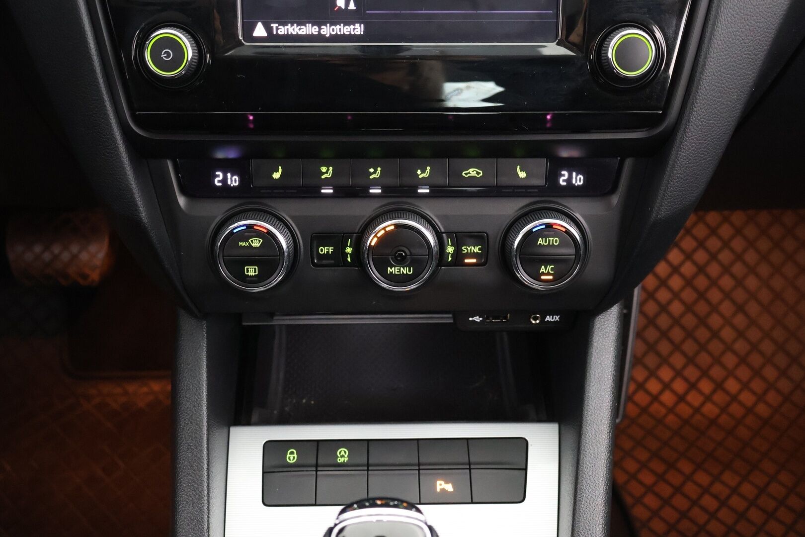 Skoda Octavia 2016 1,2 TSI Style DSG Autom. - | Suomi-auto | Vakkari | P. Tutkat | Lohko+sisäp. | SmartLink | Bi-Xenon | Kaukovaloassistentti | Todella siisti! |
