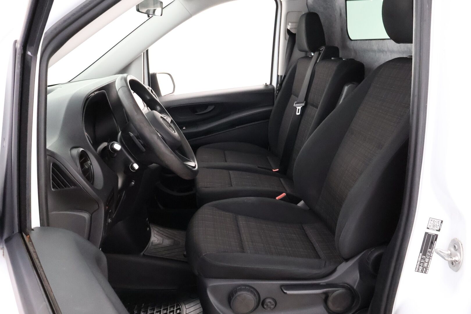 Mercedes-Benz Vito 2016 114CDI 4x4-3,05/32K * Webasto / Peruutuskamera / Koukku / ILS LED / Vanerointi / Tulossa Myyntiin! - Osta nyt, maksa vasta ensi vuonna