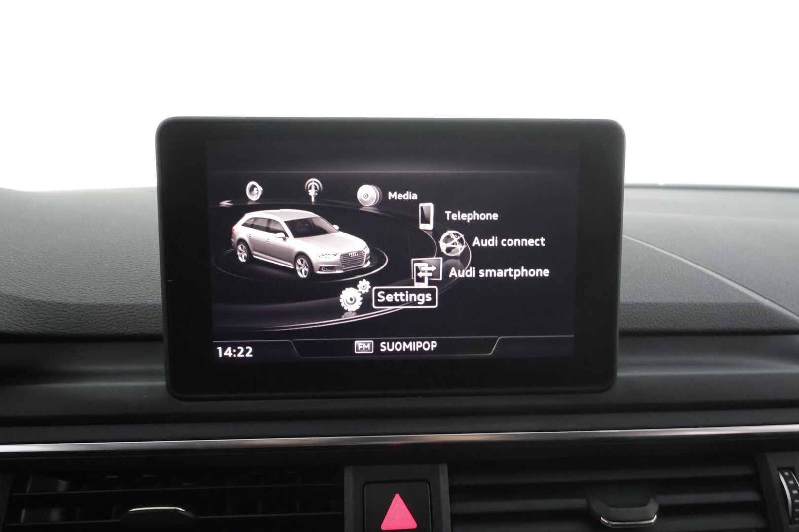 Audi A4 2016 Avant Business Sport 2,0 TDI 110 kW S tronic * Webasto / Matrix LED / Vakkari / Apple&Android / Sporttipenkit / P.tutkat / Koukku *