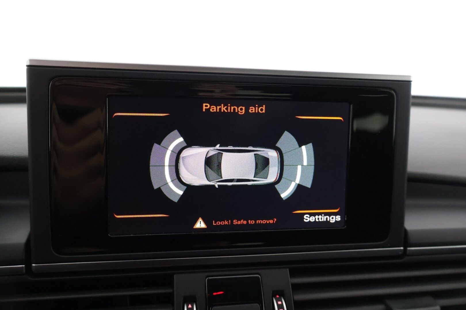 Audi A6 2016 Sedan Business 2,0 TDI 110 kW ultra S tronic * Suomi-auto / Taittuva koukku / Lohko / Tutkat / 2x renkaat / Keyless * - * Suomi-auto / Esimerkillinen huoltohistoria / 2x renkaat aluvanteilla / Varma ja tehokas 2.0tdi moottori!*
