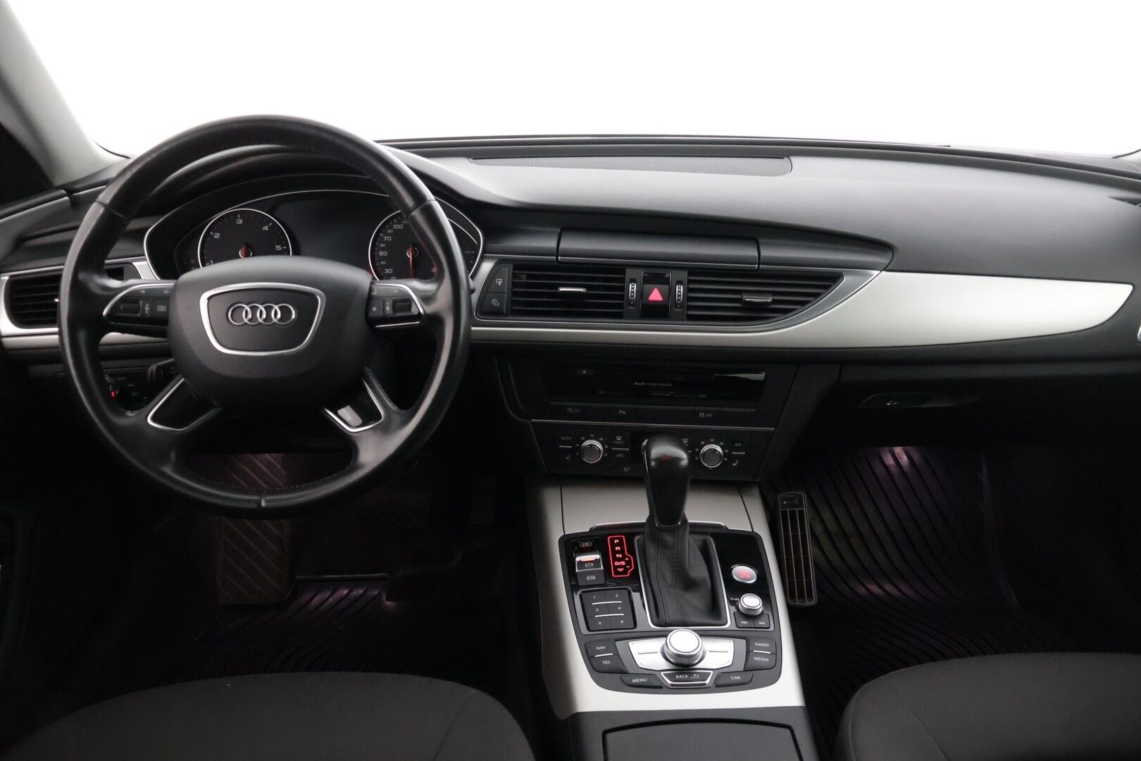 Audi A6 2016 Sedan Business 2,0 TDI 110 kW ultra S tronic * Suomi-auto / Taittuva koukku / Lohko / Tutkat / 2x renkaat / Keyless * - * Suomi-auto / Esimerkillinen huoltohistoria / 2x renkaat aluvanteilla / Varma ja tehokas 2.0tdi moottori!*