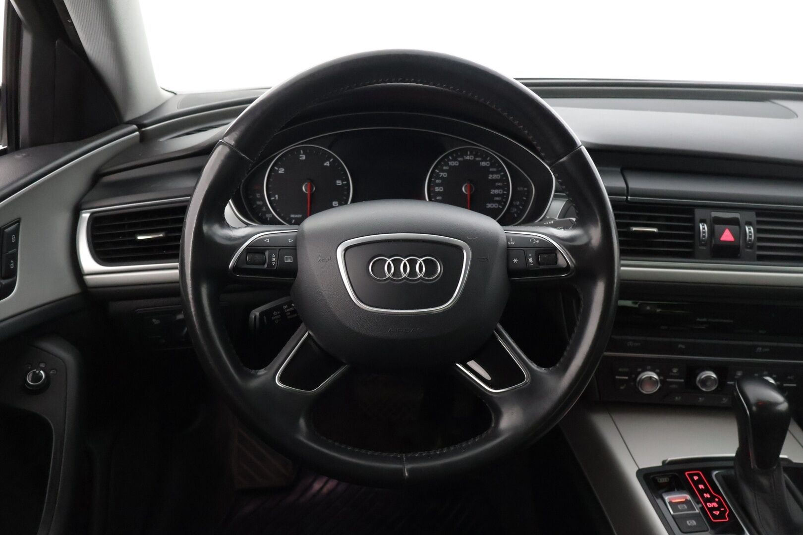 Audi A6 2016 Sedan Business 2,0 TDI 110 kW ultra S tronic * Suomi-auto / Taittuva koukku / Lohko / Tutkat / 2x renkaat / Keyless * - * Suomi-auto / Esimerkillinen huoltohistoria / 2x renkaat aluvanteilla / Varma ja tehokas 2.0tdi moottori!*