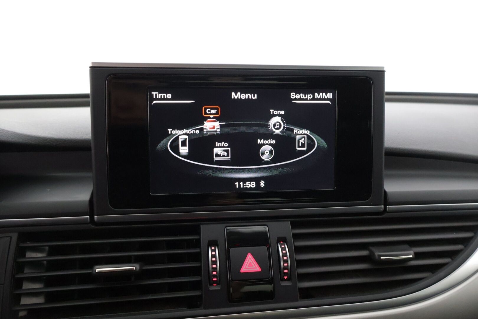 Audi A6 2016 Sedan Business 2,0 TDI 110 kW ultra S tronic * Suomi-auto / Taittuva koukku / Lohko / Tutkat / 2x renkaat / Keyless * - * Suomi-auto / Esimerkillinen huoltohistoria / 2x renkaat aluvanteilla / Varma ja tehokas 2.0tdi moottori!*