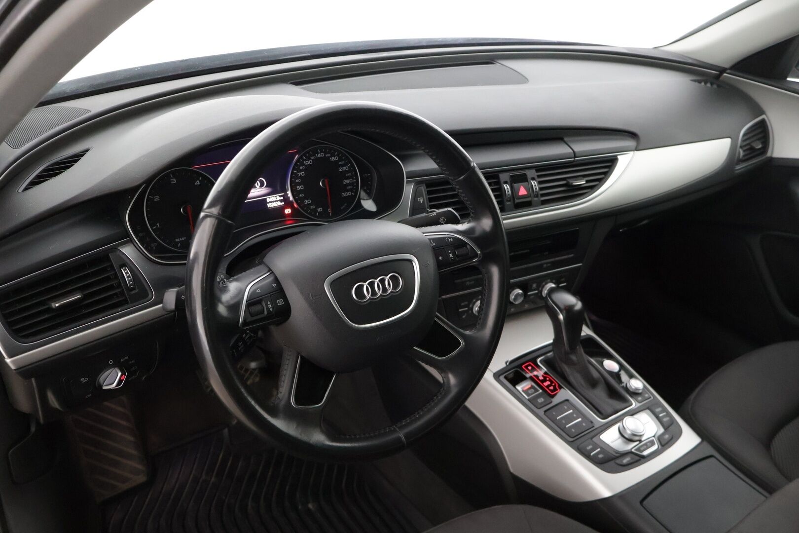 Audi A6 2016 Sedan Business 2,0 TDI 110 kW ultra S tronic * Suomi-auto / Taittuva koukku / Lohko / Tutkat / 2x renkaat / Keyless * - * Suomi-auto / Esimerkillinen huoltohistoria / 2x renkaat aluvanteilla / Varma ja tehokas 2.0tdi moottori!*
