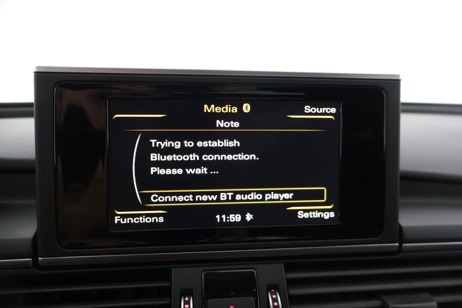 Audi A6 2016 Sedan Business 2,0 TDI 110 kW ultra S tronic * Suomi-auto / Taittuva koukku / Lohko / Tutkat / 2x renkaat / Keyless * - * Suomi-auto / Esimerkillinen huoltohistoria / 2x renkaat aluvanteilla / Varma ja tehokas 2.0tdi moottori!*