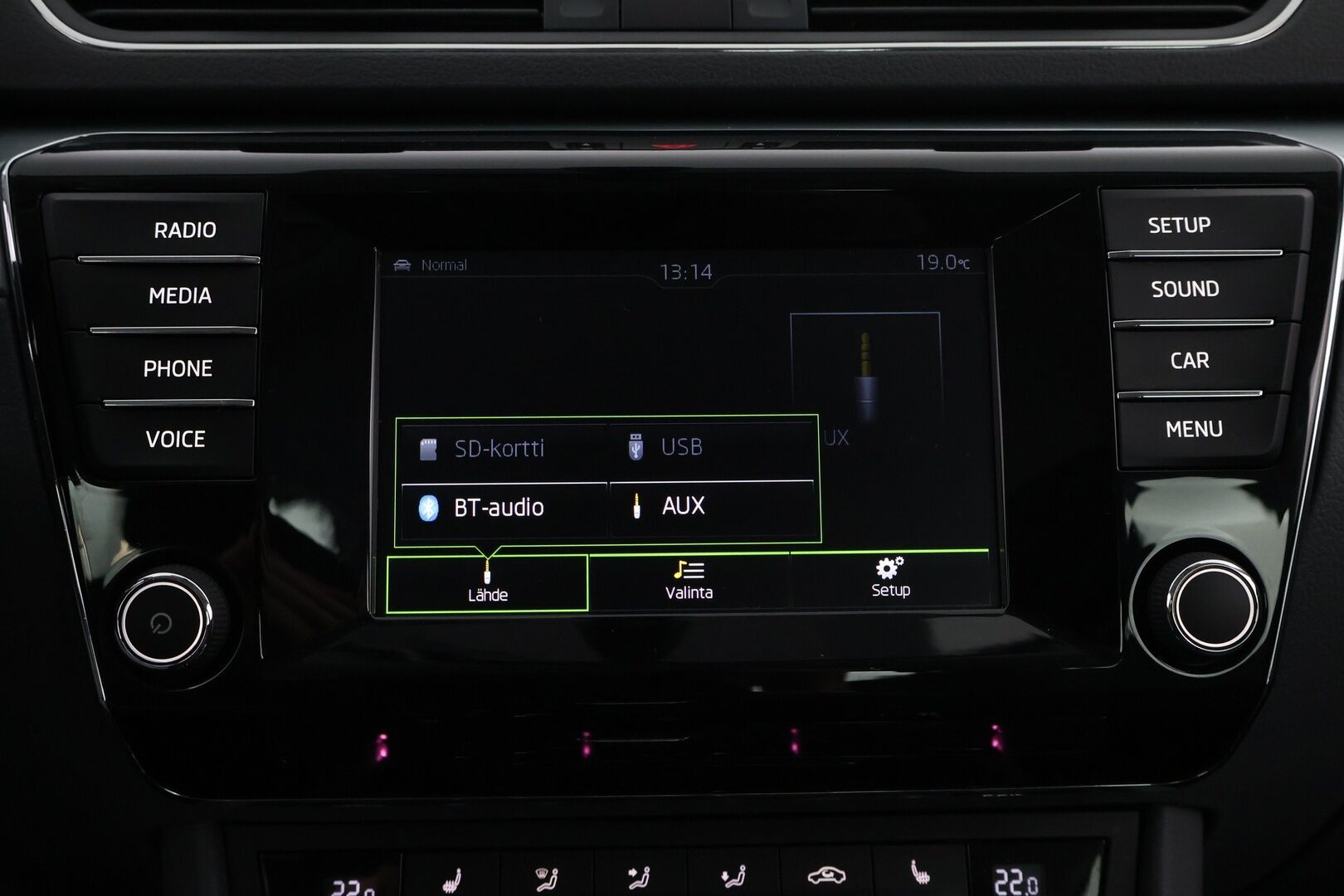 Skoda Superb 2016 2,0 TDI 150 Ambition DSG Autom. * Suomiauto / Webasto / Vetokoukku / Lohko & Sisäpistoke - Jakopää tehty / 2x Renkaat aluvantein / Juuri tullut Tampereelle!