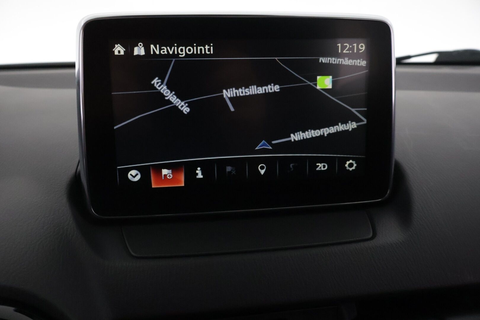 Mazda CX-3 2017 2,0 (120) SKYACTIV-G Optimum 6MT *Suomi-auto / Vakionopeudensäädin / Peruutustutka / Lohkolämmitin* - *Hyvin huollettu / 2x Renkaat & Vanteet / Komeat kesävanteet*