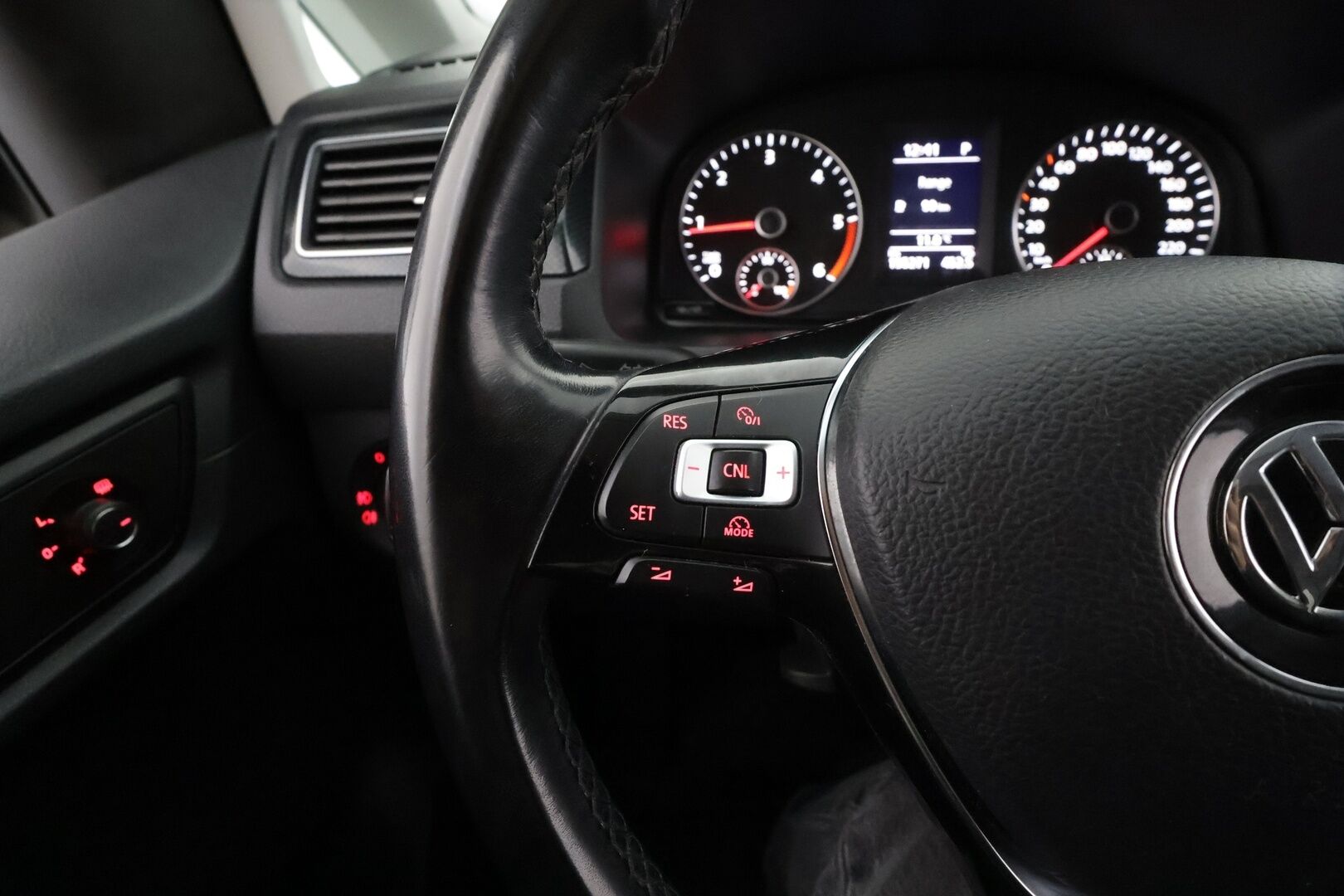 Volkswagen Caddy Maxi 2016 Highline 2,0 TDI 110kW DSG 7-P * Webasto / Xenon / P.tutka / Vakkari / Bluetooth * - Suomi-auto / Kahdet renkaat aluvanteilla 