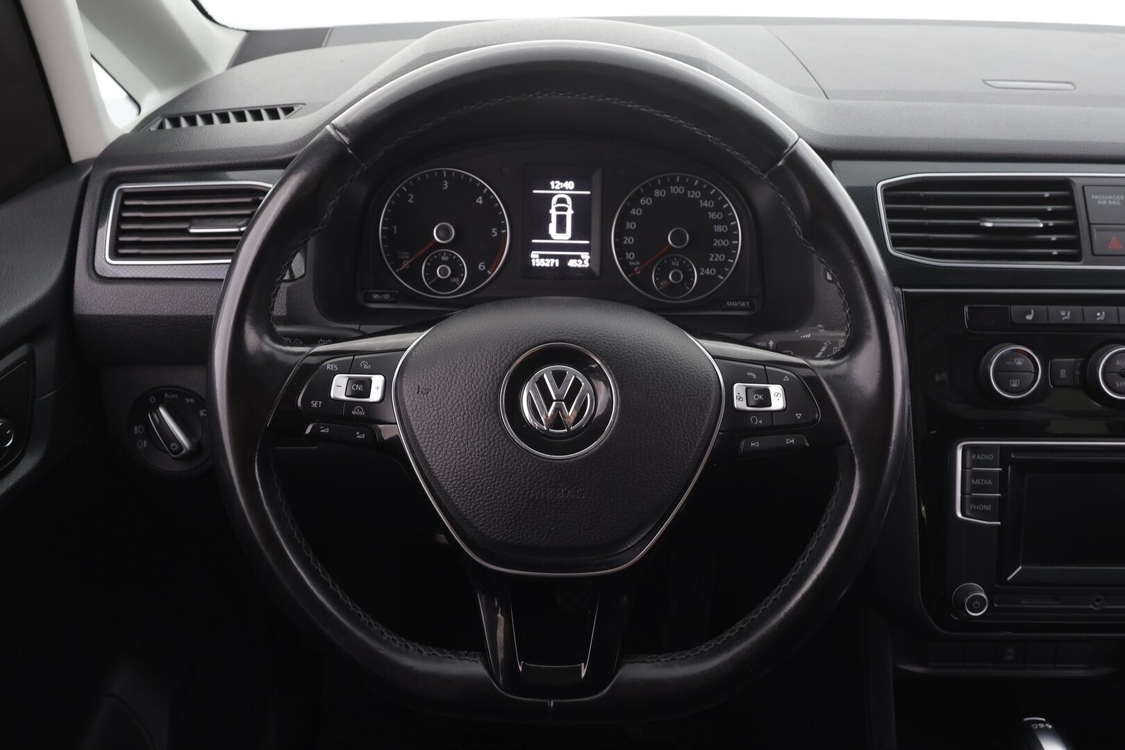 Volkswagen Caddy Maxi 2016 Highline 2,0 TDI 110kW DSG 7-P * Webasto / Xenon / P.tutka / Vakkari / Bluetooth * - Suomi-auto / Kahdet renkaat aluvanteilla 