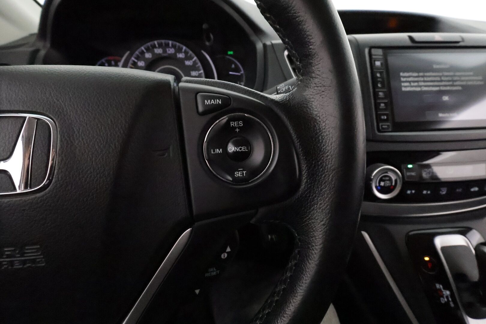 Honda CR-V 2016 1,6 Diesel Lifestyle AT **Vakkari / Lohkolämmitin / P.kamera / Puolinahat / Koukku** - Suomi-auto / Kahdet renkaat aluvanteilla - HULLUT BLACKWEEK JATKOT - KORKOTARJOUS 2,49%