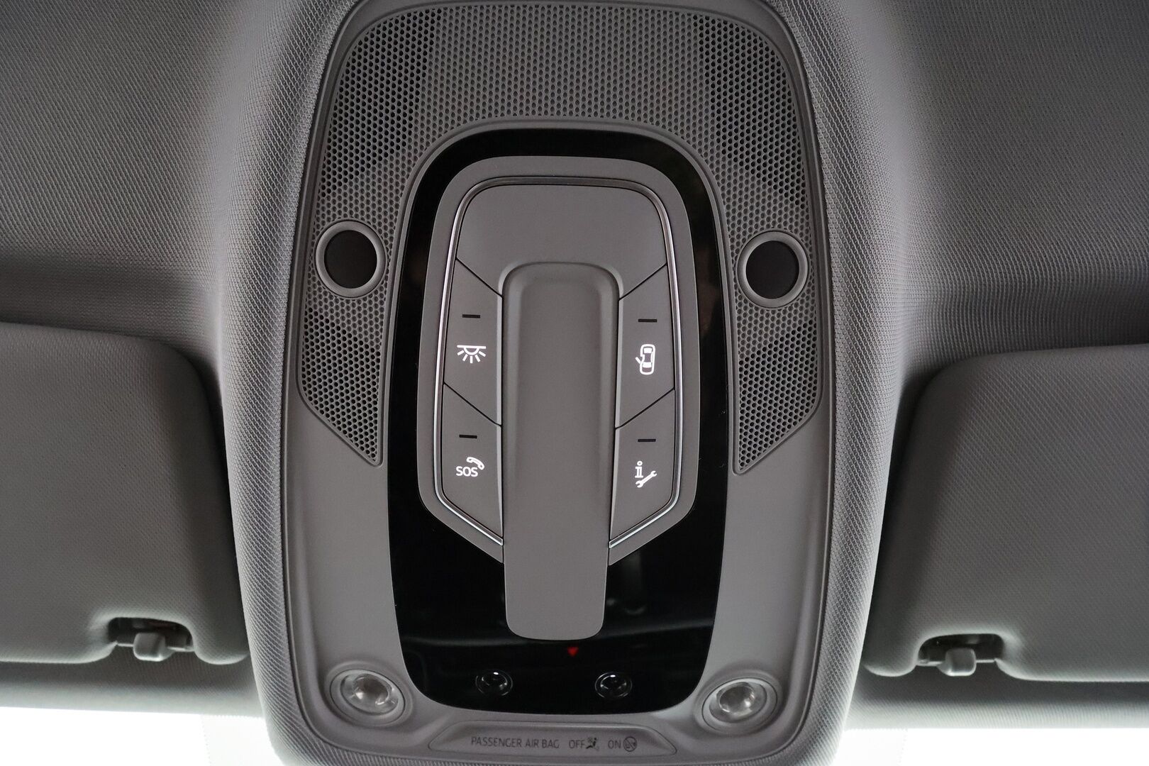 Audi A4 2016 Sedan First Edition Business Sport 2,0 TDI 140 kW quattro S tronic * Webasto / Digimittaristo / Koukku / Sporttinahat * - Suomi-auto 