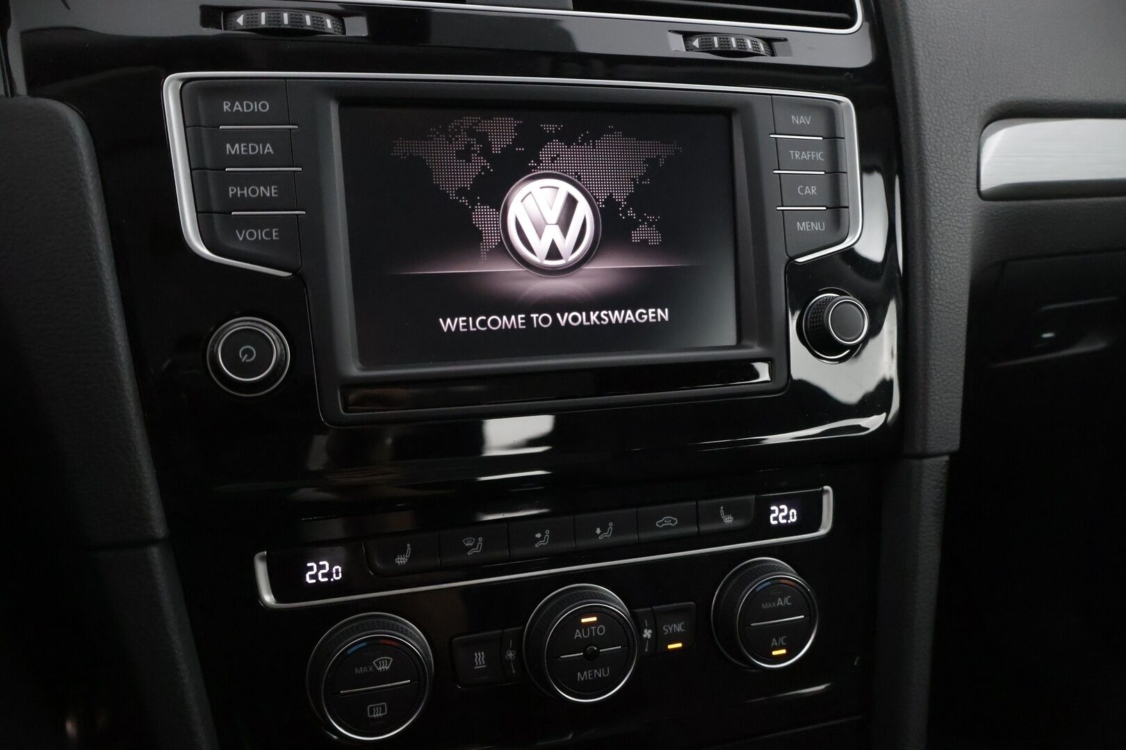 Volkswagen Golf 2016 Variant Allstar 1,4 TSI 92 kW (125 hv) DSG-automaatti * Adapt.vakkari / Webasto / Suomi-auto / CarPlay / Tutkat * - * Juuri tullut / Hyvin huollettu / 2-renkaat ja vanteet ** 