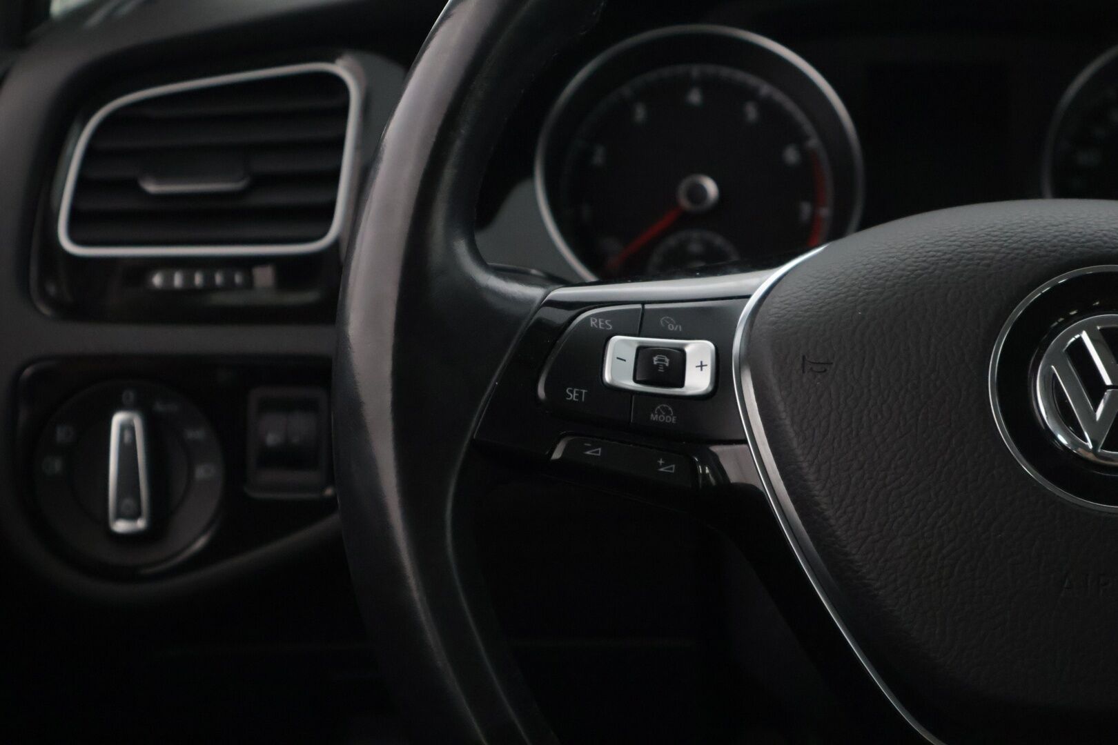 Volkswagen Golf 2016 Variant Allstar 1,4 TSI 92 kW (125 hv) DSG-automaatti * Adapt.vakkari / Webasto / Suomi-auto / CarPlay / Tutkat * - * Juuri tullut / Hyvin huollettu / 2-renkaat ja vanteet ** 