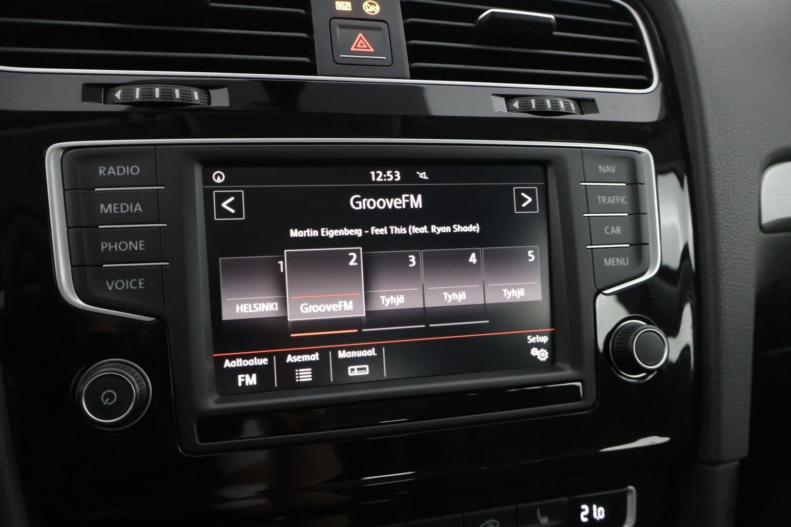 Volkswagen Golf 2016 Variant Allstar 1,4 TSI 92 kW (125 hv) DSG-automaatti * Adapt.vakkari / Webasto / Suomi-auto / CarPlay / Tutkat * - * Juuri tullut / Hyvin huollettu / 2-renkaat ja vanteet ** 