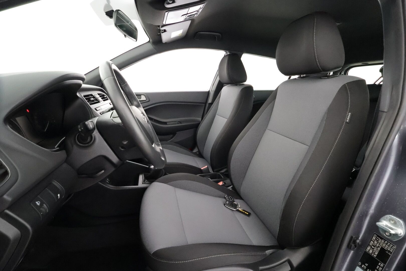Hyundai i20 5d 2018 1,2 5MT ISG fresh - | Ratinlämmitys | Bluetooth | Ilmastointi | Facelift | Sähköpeilit | Kahdet renkaat | 1-om Suomi-auto |