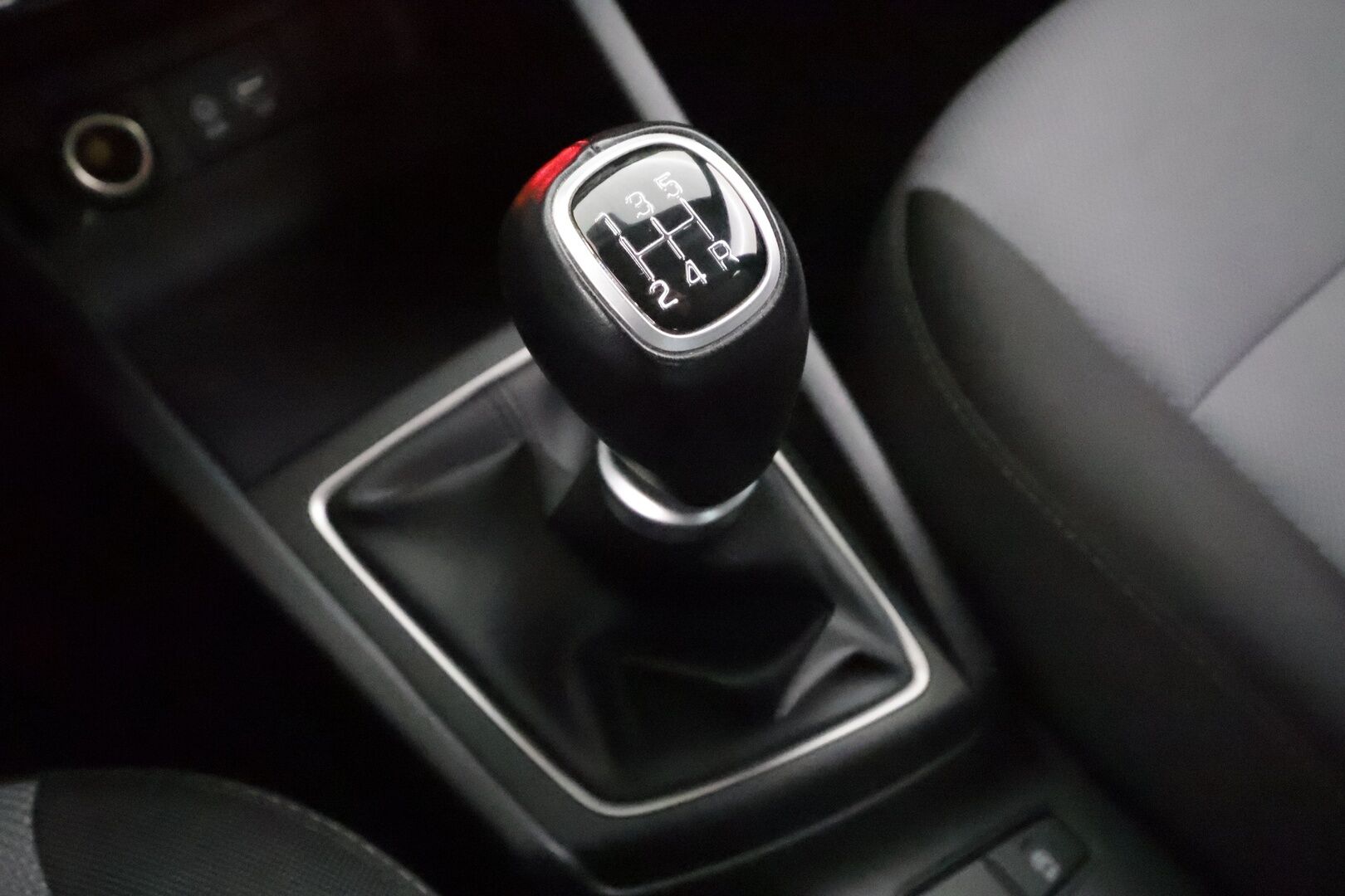 Hyundai i20 5d 2018 1,2 5MT ISG fresh - | Ratinlämmitys | Bluetooth | Ilmastointi | Facelift | Sähköpeilit | Kahdet renkaat | 1-om Suomi-auto |