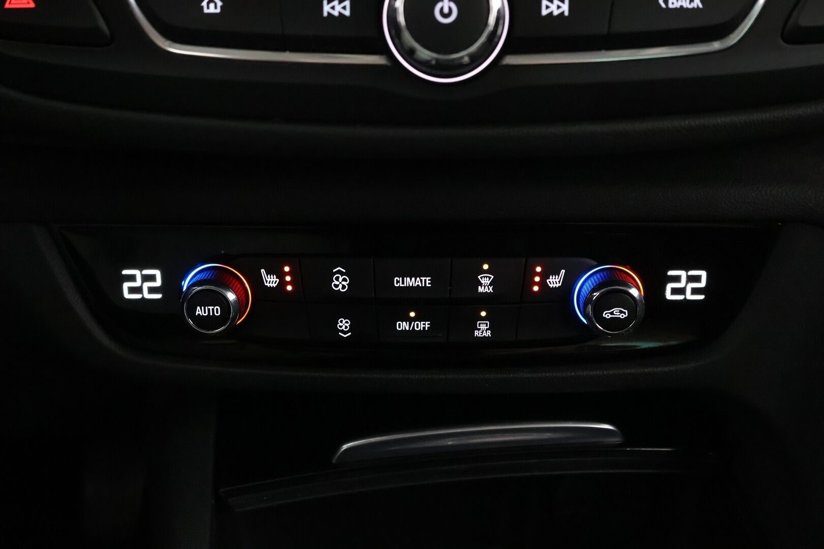 Opel Insignia 2018 Grand Sport Enjoy 1.5 Turbo ECOTEC Start/Stop 121kW MT6 - *Peruutuskamera / Vetokoukku / Vakkari / Navi / Ratinlämmitys / Juuri saapunut Tampereelle!*