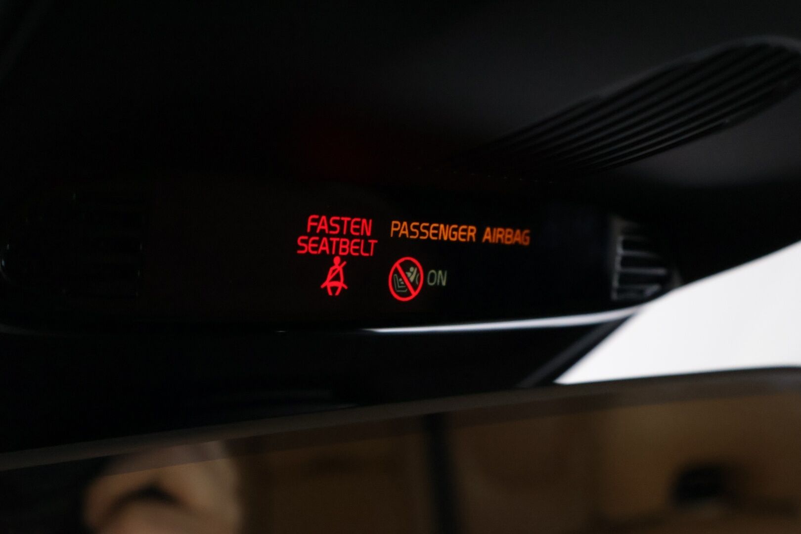 Volvo V40 2018 D2 Business Inscription aut *Webasto / Nahkapenkit / Vakkari / Peruutustutka / Digimittaristo / LED Ajovalot * - Suomi-auto / Jakopää tehty 67tkm kohdalla / Tuoreet Continentalit talveksi / Merkkihuollettu / Viimeisin huolto 82tkm