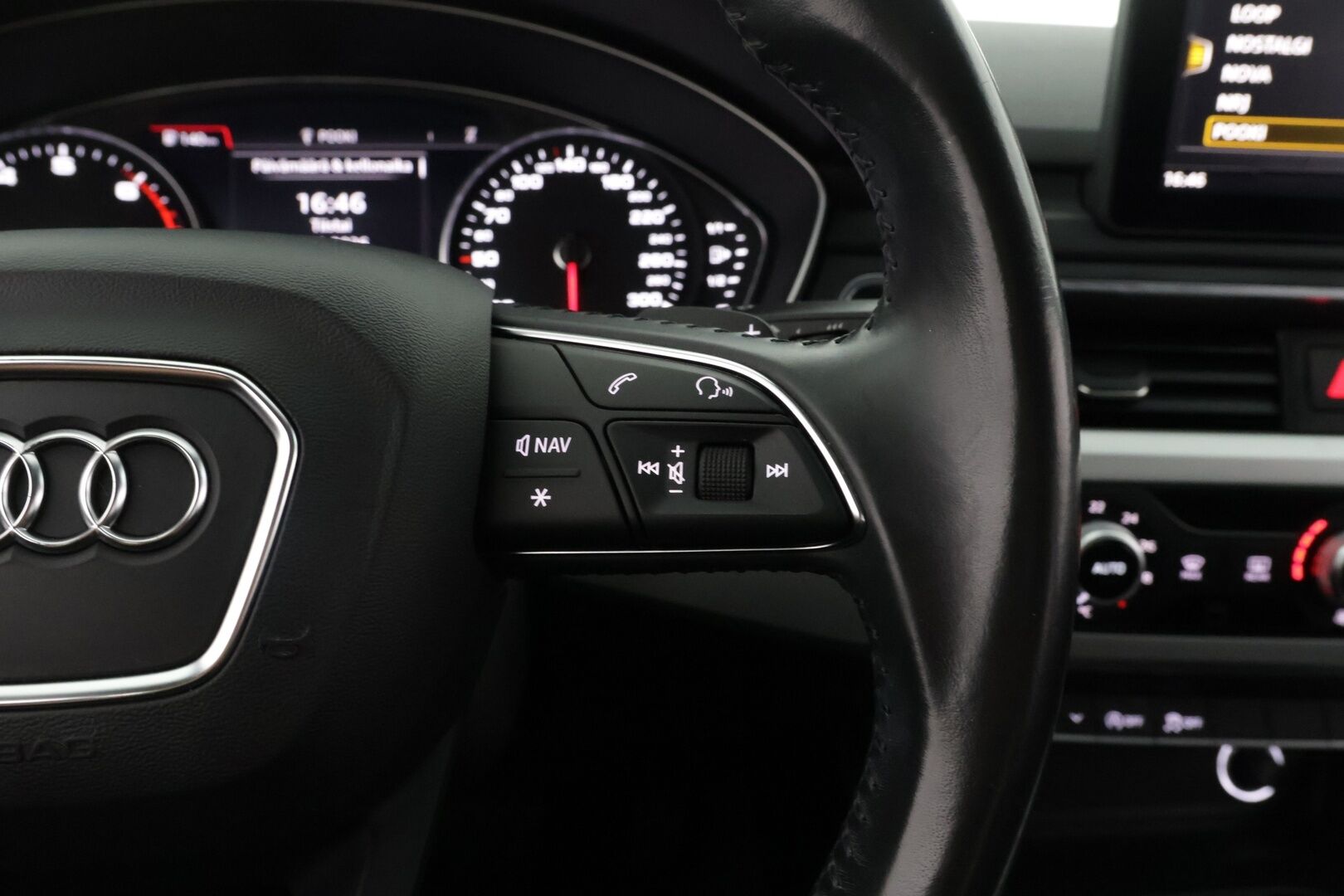 Audi A4 2018 Sedan Business 1,4 TFSI 110 kW S tronic - *Vakkari / Lohko / Tutkat / Bluetooth*