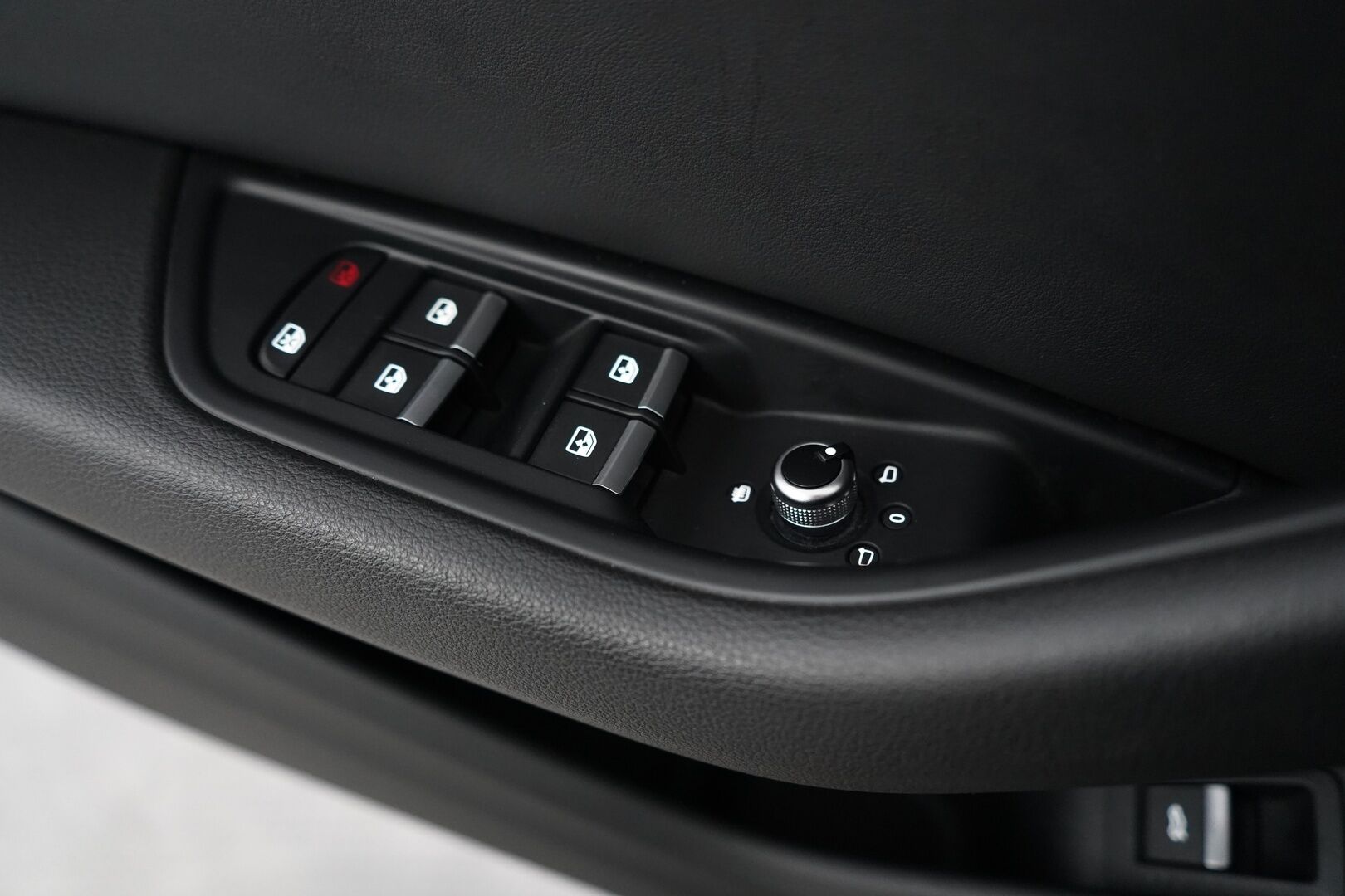 Audi A4 2016 Avant Business Sport 2,0 TDI 140 kW quattro S tronic *Webasto / ACC / S-Line* - Kahdet vanteet / S-Line / Neliveto - HULLU BLACKWEEK KORKOTARJOUS 2,49%