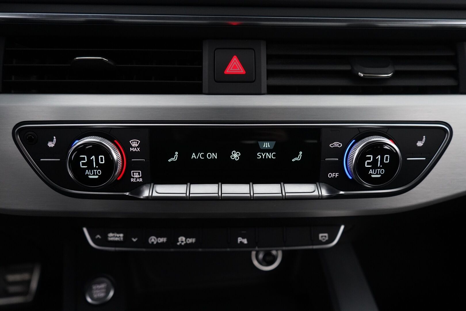 Audi A4 2016 Avant Business Sport 2,0 TDI 140 kW quattro S tronic *Webasto / ACC / S-Line* - Kahdet vanteet / S-Line / Neliveto - HULLU BLACKWEEK KORKOTARJOUS 2,49%