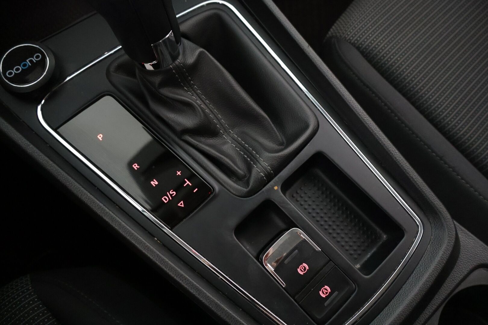 Seat Leon ST 2017 1,0 TSI 115 Ecomotive Style Business DSG - *Suomi-auto / Lohkolämmitin sisäpistokkeella / LED-ajovalot / Vetokoukku / Navigointi / Vakkari / 2x renkaat alumiinivantein*