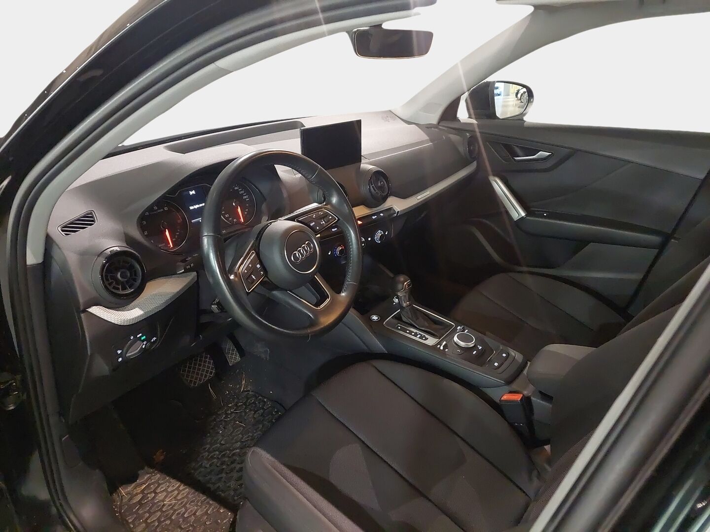 Audi Q2 2018 Business 1,0 TFSI 85 kW S tronic ultra *ACC / LED / Suomi-auto / 2x Renkaat / Parkkitutka* - Jakohihna vaihdettu / Hyvin huollettu