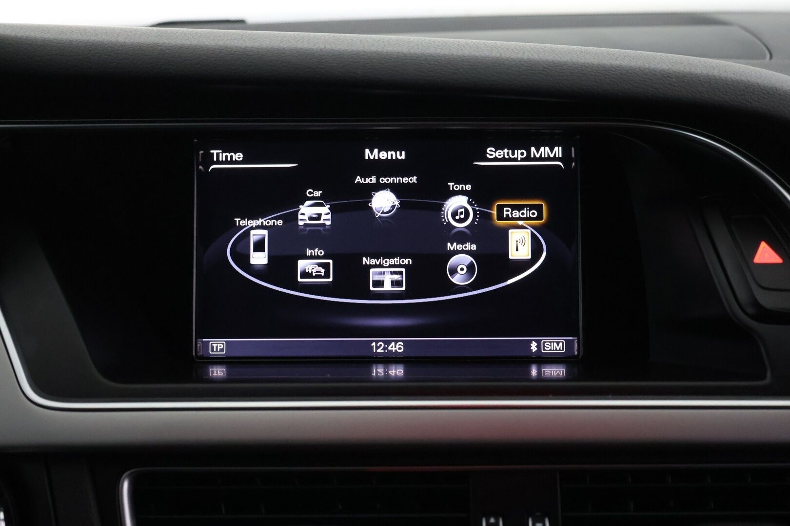 Audi A4 2014 Avant 3,0 V6 TDI quattro S tronic - | S-Line | Airlift | ACC | Bang & Olufsen | Tutkat | Lohko | Navi |